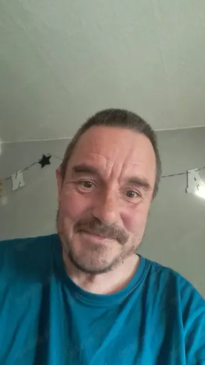 Suche Frau zum verwöhnen 