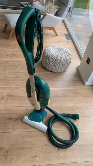  Vorwerk Kobold 135 Staubsauger mit EB360 und Zubehör