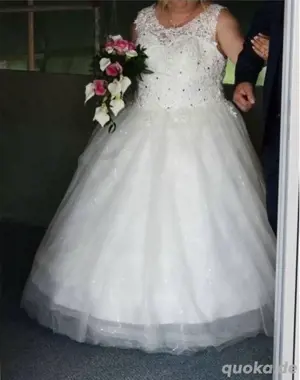 Brautkleid