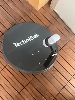  Satelliten-Schüssel für 2 Teilnehmer