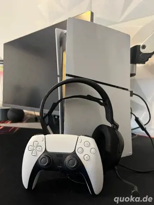 PlayStasion 5 (Slim) + Headseat und Monitor 