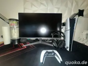 PlayStasion 5 (Slim) + Headseat und Monitor  