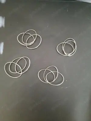 4 Gardinenstangeringe- Silber - ca. 4cm Durchmesse