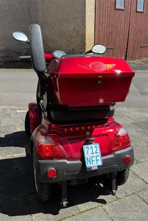Senioren E Quad Neu und nur 10km gefahren 