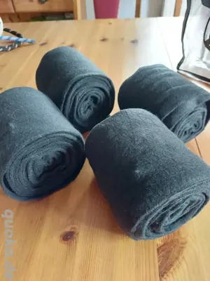 Loesdau Fleece-Bandagen, 4er-Set, schwarz