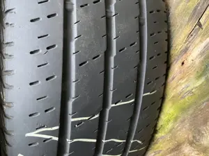 Acht Sprinterreifen mit Felgen 235 65 R16 C