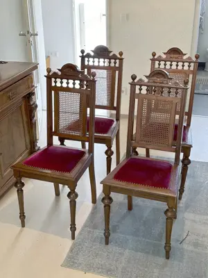 4 Gründerzeit Stühle