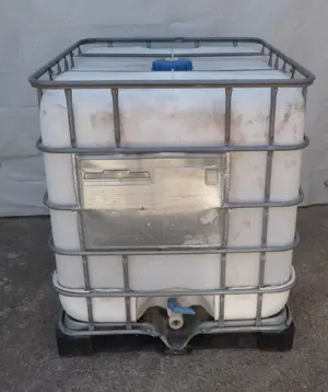  IBC Container, Gitterbox, Box, Brennholzkiste, Lagerbox, Wassertank, Kiste, Auslaufhahn defekt