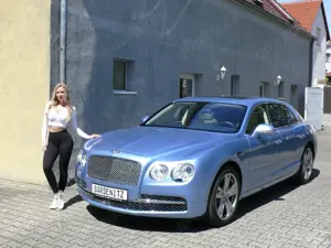 Bentley Flying Spur W 12 Top 1 Vorbesitzer 625 PS Scheckheft unfallfrei