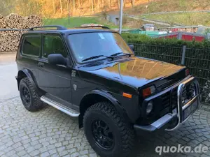 Lada Niva Bronto, in Top Zustand 8-fach bereift, incl. Offroad-Reifen Bild 2