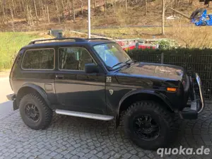Lada Niva Bronto, in Top Zustand 8-fach bereift, incl. Offroad-Reifen Bild 3