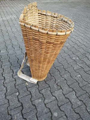 Rückentragekorb antik
