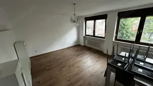 2- Zimmer-Wohnung mit Balkon und Einbauküche in Nürnberg