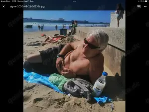 Daddy is looking for hot young Asian guy?Just for fun, no drama!