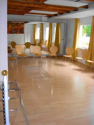 Wunderschöner  Seminar-, Proben- oder Unterrichtsraum hat noch Zeiten frei!
