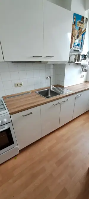 Küchenzeile 260 cm mit Geräten