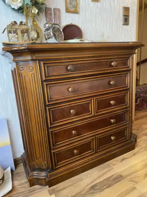Stil Kommode aus Holz