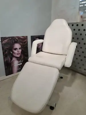 Massageliege   Behandlungsliege zu verkaufen