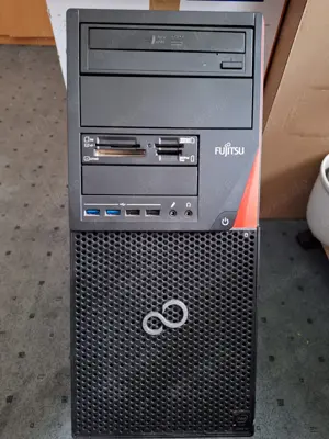 Fujitsu   Desktop-PC für Bastler zum ausschlachten
