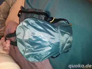 Faltbarer leichter Rucksack und Tasche beides zusammen 10 euro Festpreis kein handeln möglich 