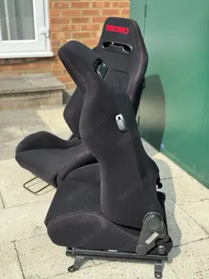 Recaro Speed   Schalensitze, schwarzer Velours mit roten Nähten Bild 5