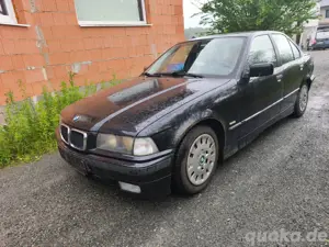 BMW 320i Limousine