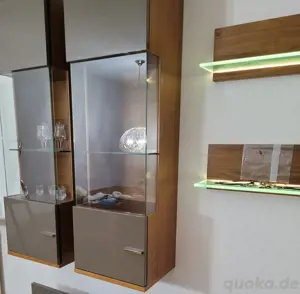Wohnzimmerschrank 