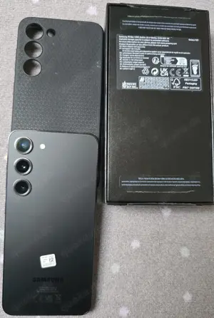 Samsung Galaxy S23 128GB in Phantom black wie neu incl. Hülle Bild 3