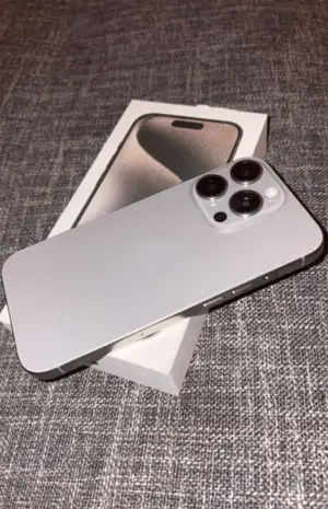 iPhone 15 Pro 256GB Titanium White