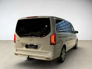 Mercedes-Benz V 250 d lang AHK Navi PDC KAM AUT SHZ KlimaA LM Bild 4