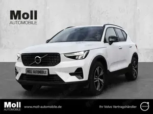 Volvo XC40 Plus Dark 2WD B3 EU6d digitales Cockpit Memory Sit