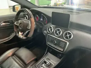 Mercedes-Benz A 45 AMG A 45 AMG 4Matic Sport