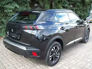 Peugeot 2008 PureTech 130 Allure Bild 3