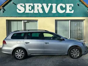 Volkswagen Passat Variant Passat 1.4 TSI Comfortline Variant/AHK/KLIMAAUTO Bild 4