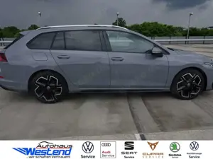 Volkswagen Golf Variant R-Line 1.5l eTSI 110kW DSG AHK LED Navi Klima Bild 2