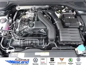 Volkswagen Golf Variant R-Line 1.5l eTSI 110kW DSG AHK LED Navi Klima Bild 4