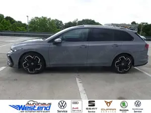 Volkswagen Golf Variant R-Line 1.5l eTSI 110kW DSG AHK LED Navi Klima Bild 3