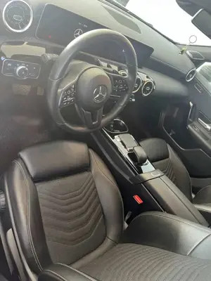 Mercedes-Benz A 250 A 250 7G-DCT