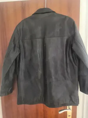Wunderschöne schwarze Lederjacke in der Größe XL 