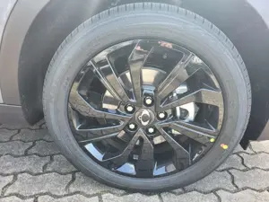 SsangYong Tivoli 1.5 T-GDI BLACKLINE+KAMERA+NAVI+ALLWETTER Bild 5