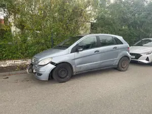 Mercedes-Benz 180 B-Klasse Bild 2