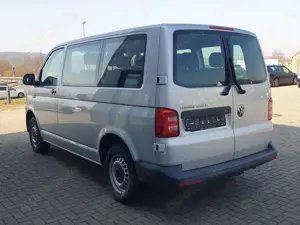 Volkswagen T6 Transporter T6, 9 Sitzer, Klima, 99 Tkm, EU6 Bild 4