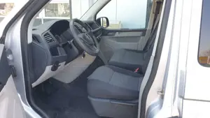 Volkswagen T6 Transporter T6, 9 Sitzer, Klima, 99 Tkm, EU6 Bild 5