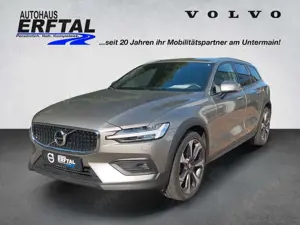 Volvo V60 T5 AWD Cross Country Pro