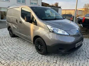 Nissan E-NV200 Hygieneausbau