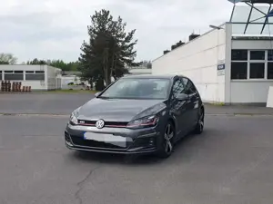 Volkswagen Golf GTI GTI BMT/Start-Stopp mit Ahk und Panorama Schiebeda