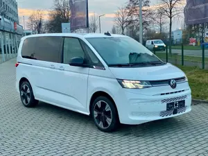Volkswagen T7 Multivan Life DSG Navi LED Tisch
