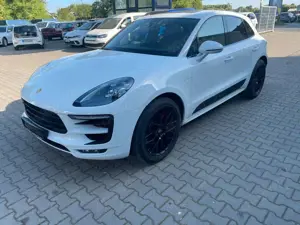 Porsche Macan GTS, Ahk,Pano,Alcant,Luftfahr,Standheizung Bild 3