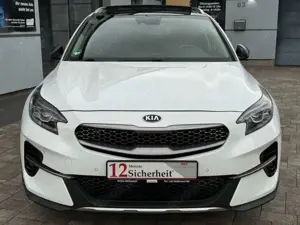 Kia XCeed 1.6 Platinum Edition*Pano*Automatik*4xSHZ Bild 2