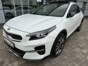 Kia XCeed 1.6 Platinum Edition*Pano*Automatik*4xSHZ Bild 3